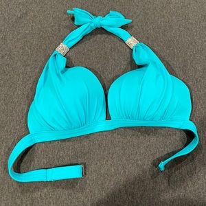 Venus halter Bikini top